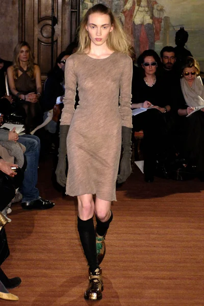 Look 25